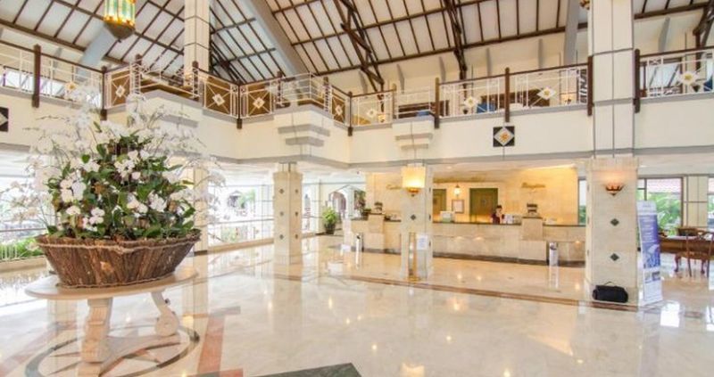 Royal Hotel And Villa Batu Бату Экстерьер фото